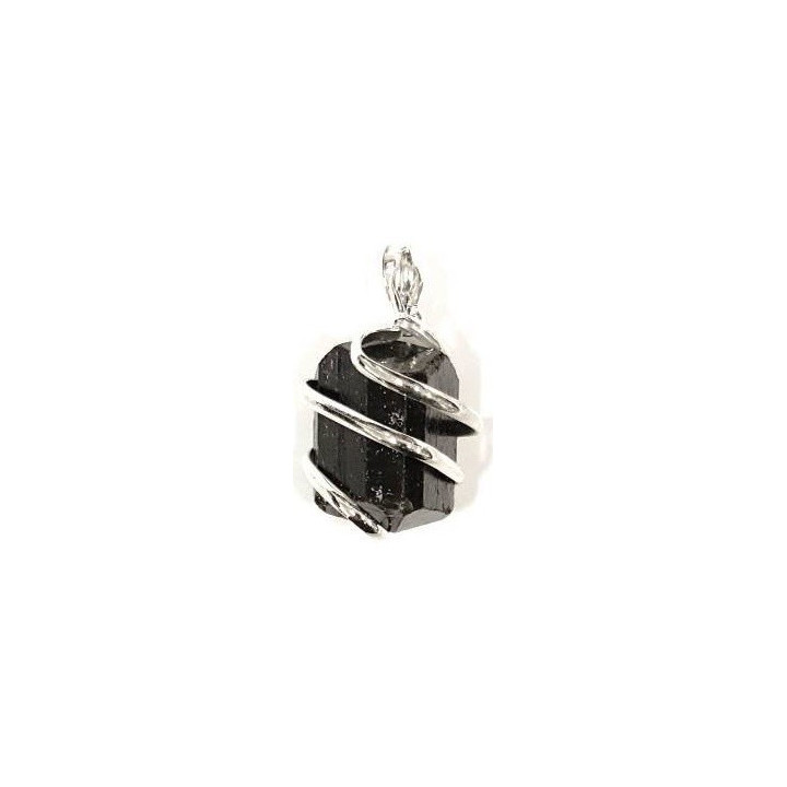 {
  "text": "black tourmaline pendant – wave"
}