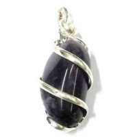 {
  "text": "amethyst pendant – wave"
}