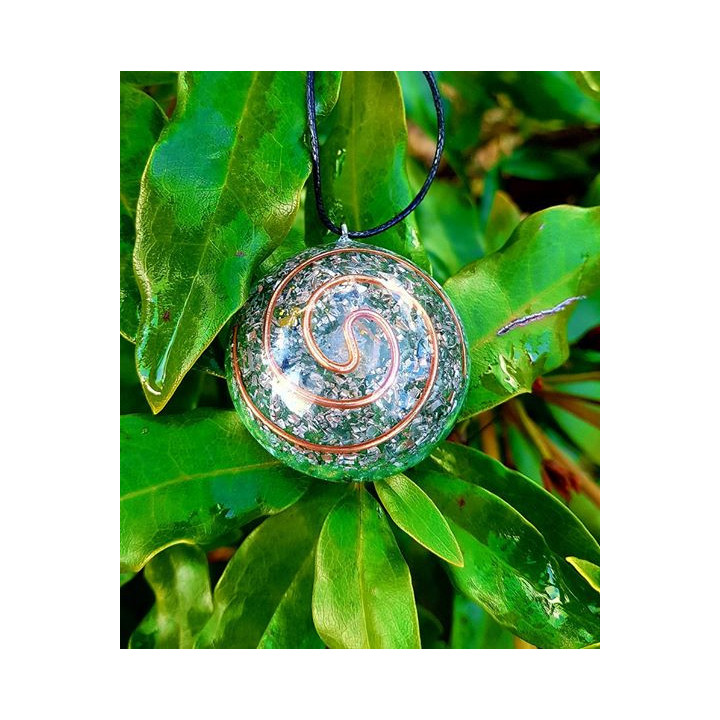 Orgonite - Pendente com colar - verde