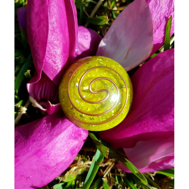 {
  "name": "ORGONITE - MINI TOWER BUSTER - GREEN/YELLOW"
}