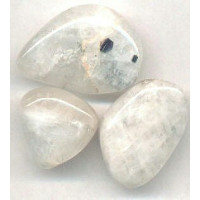 {
  "name": "Moonstone - 2 - 3cm"
}