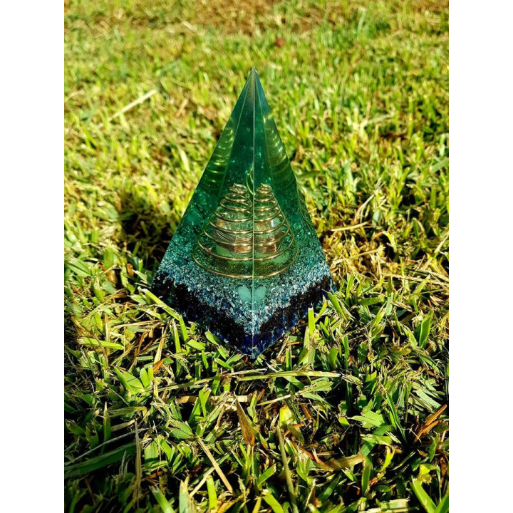 {
  "product_name": "NUBIA BLUE L ORGONITE PYRAMID"
}