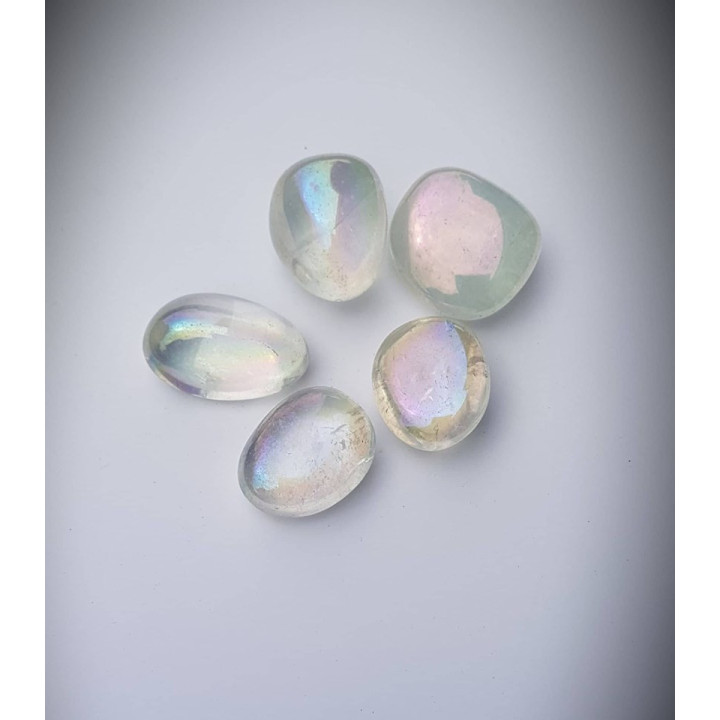 {
  "name": "Angel Aura - Aura Quartz - medium"
}