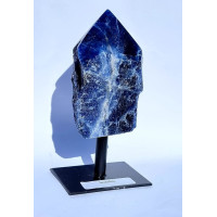 {
  "name": "Sodalite Point - Metal Base 14cm (A)"
}