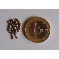 {
  "name": "Amulet - Saint Michael"
}