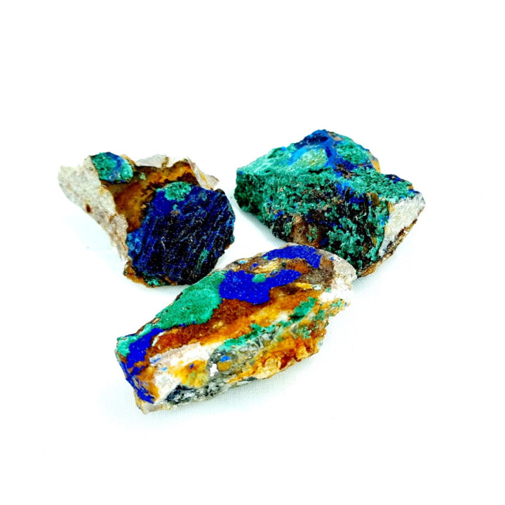{
  "name": "Azurite Crystal 3-5cm"
}