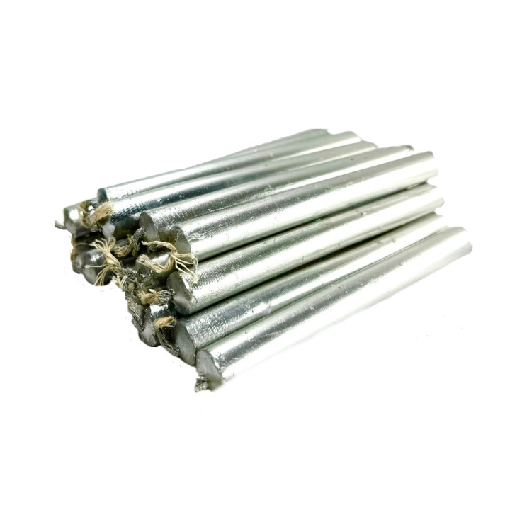 {
  "text": "silver candles (15x15) kg"
}