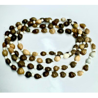 {
  "text": "Guide to Preto Velho"
}